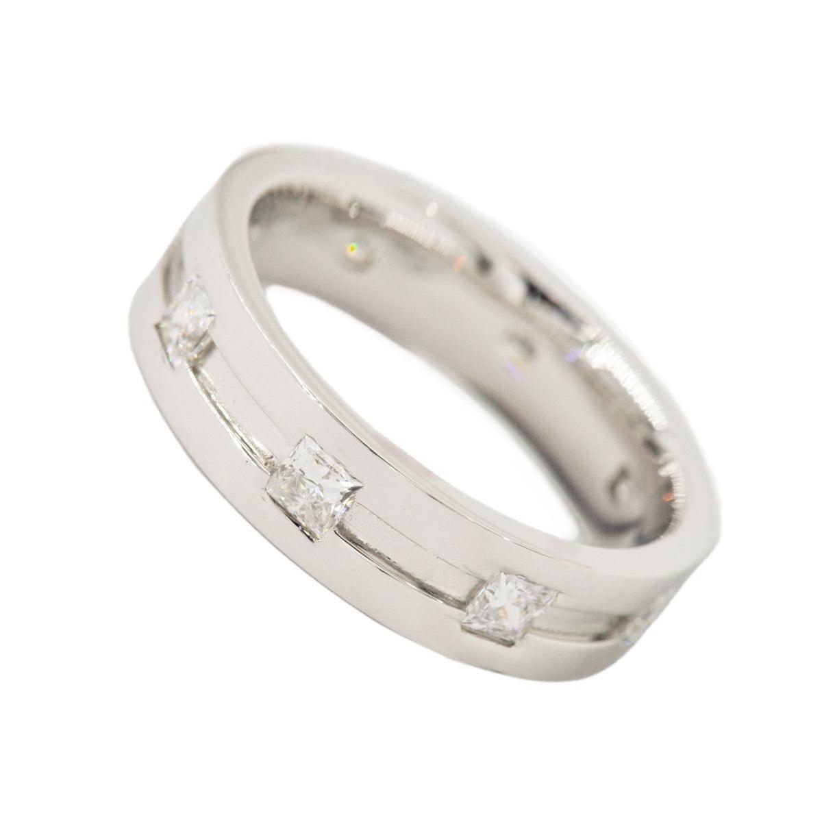 Custom Menβs Princess Cut Diamond 6mm Band - Johnny Dang & Co