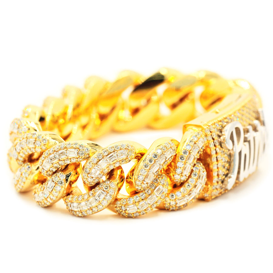 Custom 10k Gold 32.49ctw Emerald and Round Diamond Cuban Bracelet. 9” Length