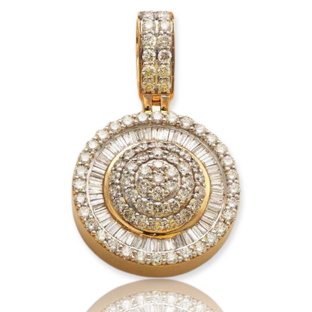 10KY 3.50CTW ROUND CLUSTER MEDALLION WITH BAGUETTE - Johnny Dang & Co